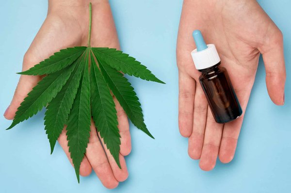 Huile de CBD : Quelles sont les différentes manières de la consommer ?